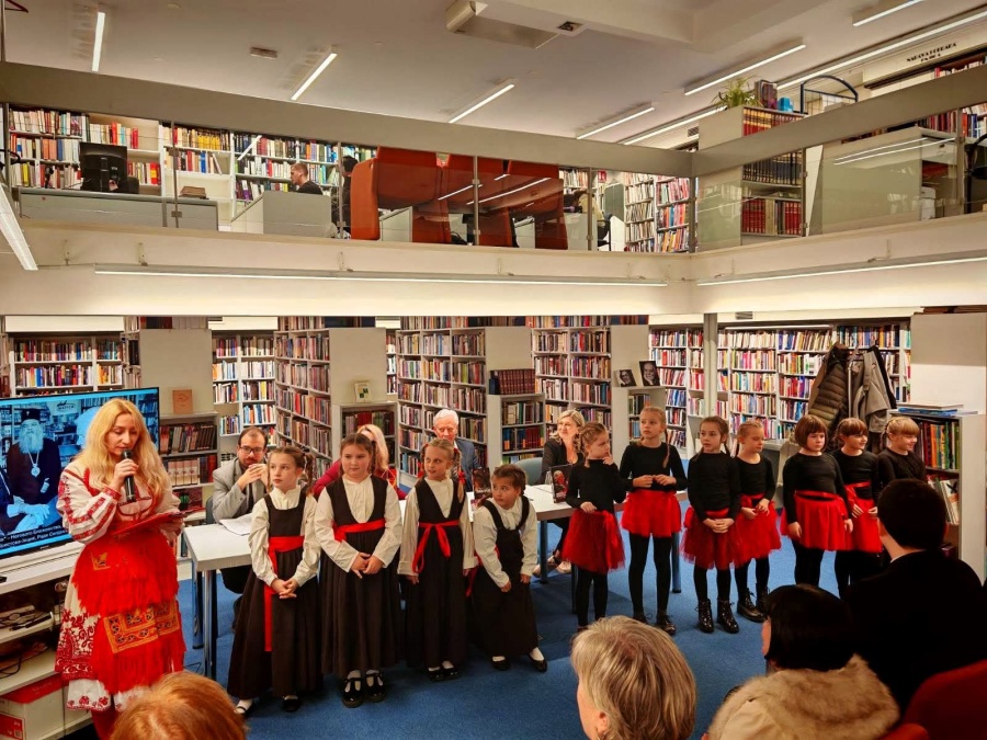 Makedonski jezik je na&scaron; identitet