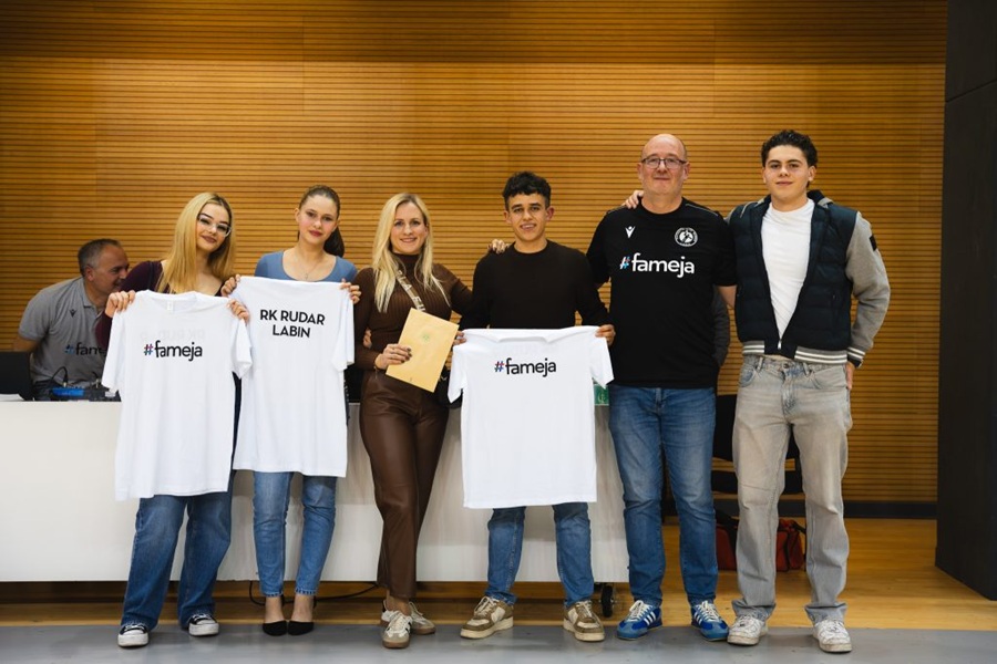 Srednja &scaron;kola Mate Blažine