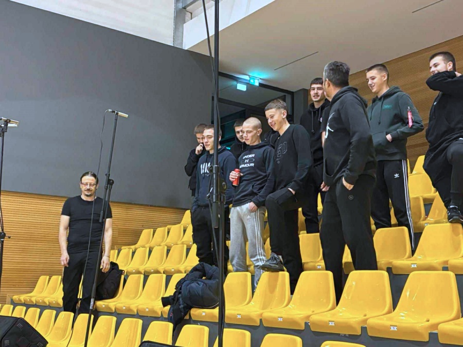 U subotu u Labinu premijera nove verzije legendarne navijačke himne Šošana U subotu u Labinu premijera nove verzije legendarne navijačke himne Šošana