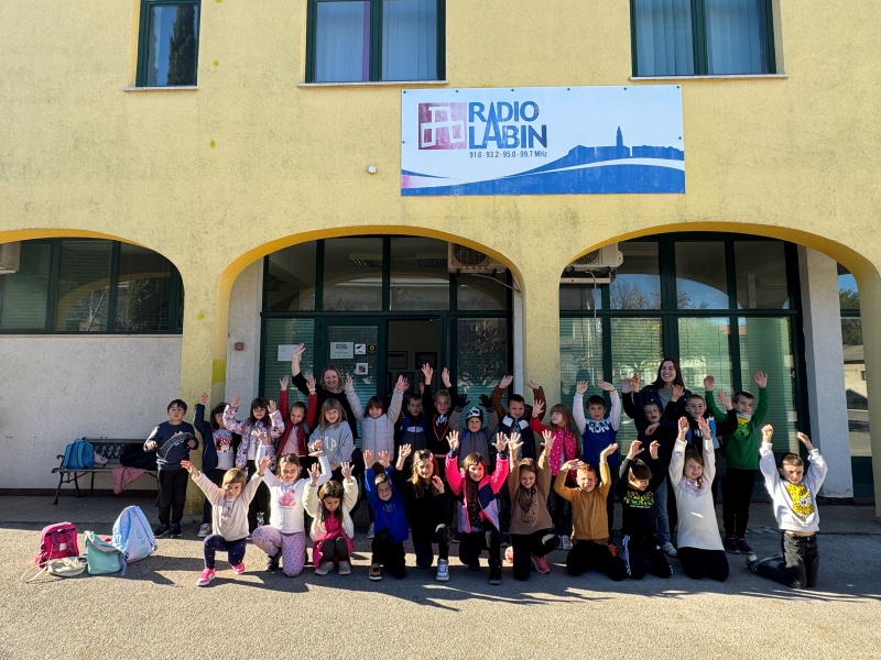 Radio Labin posjetili prvašići Osnovne škole Vladimira Nazora Potpićan