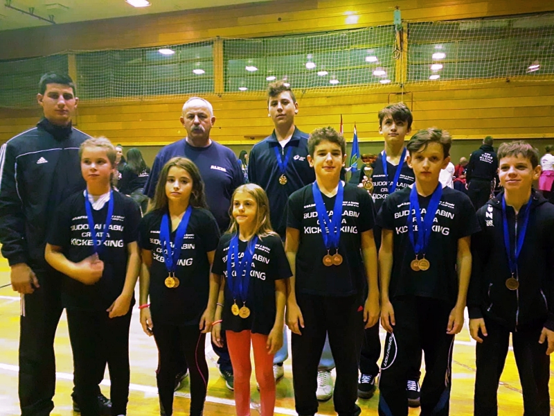 Natjecatelji Kickboxing kluba Budokai Labin u Topuskom osvojili 13 medalja