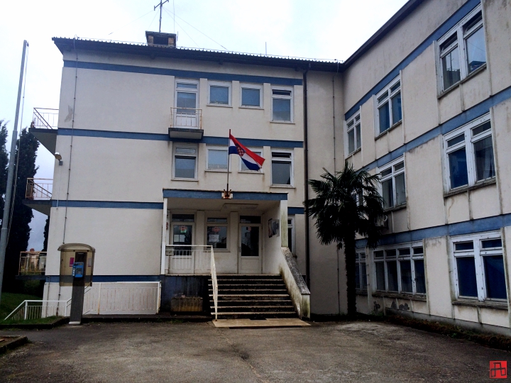 Labinska policija sumnjiči dvojicu muškaraca za teške krađe i krađe