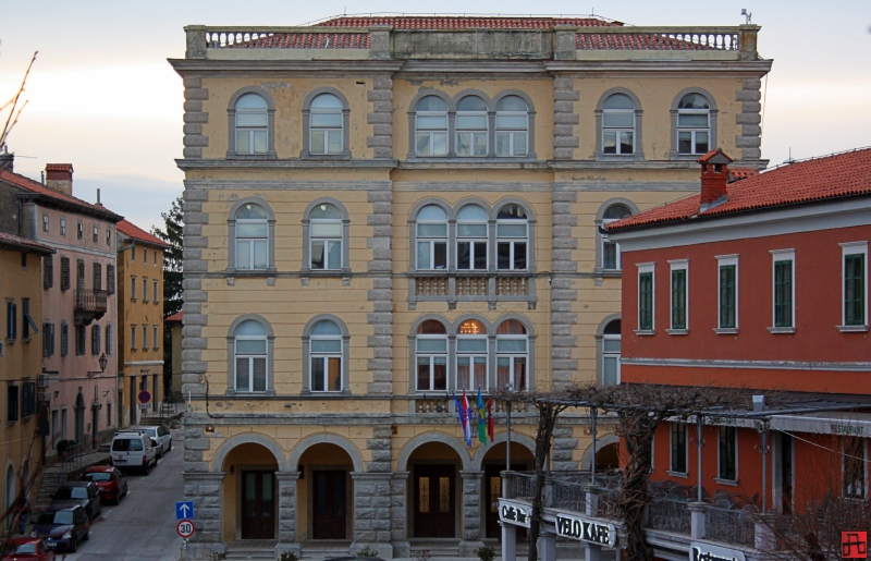 Grad Labin potrebitima sufinancira školski pribor