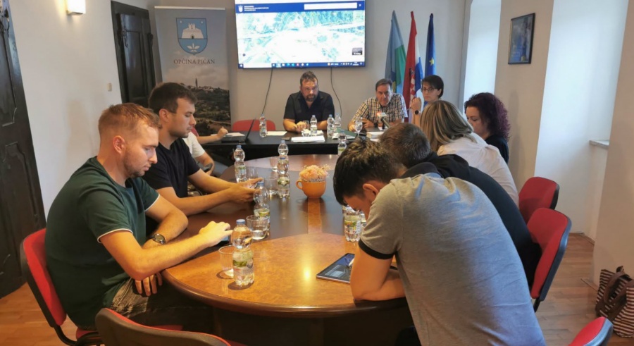 Općina Pićan u prvih šest mjeseci ostvarila 1,13 milijuna eura prihoda, rashodi 922 000 eura
